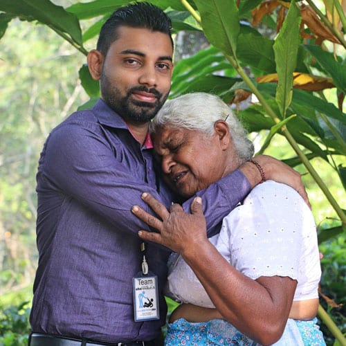 ආච්චි අම්මගෙ ආදරය සහ ආශිර්වාදය