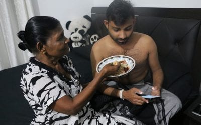 අද උදේ 6.30ට අම්මගේ බත් කාලා ගෙදරින් පිටත් වුනේ