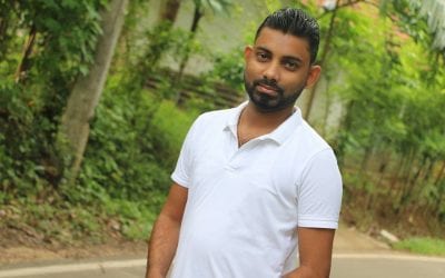 අලුත බැඳපු ජෝඩුව ? අදත් රවුමක් ? එක්ක යන්න කියලා… අද අපි කැළණි පන්සල් යනවා… (Day 02)