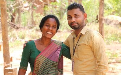 කැබිතිගොල්ලෑව ව්‍යාපෘති සිදු කරන අතරතුර ඉනෝකා අක්කා සමඟින්…. (Theme – Yellow)