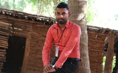 කැබිතිගොල්ලෑව – හොරොව්පතාන සෙනෙහසේ චාරිකාව අතරතුර නිදහසක් ලද මොහොතක්… (Theme – Orange)