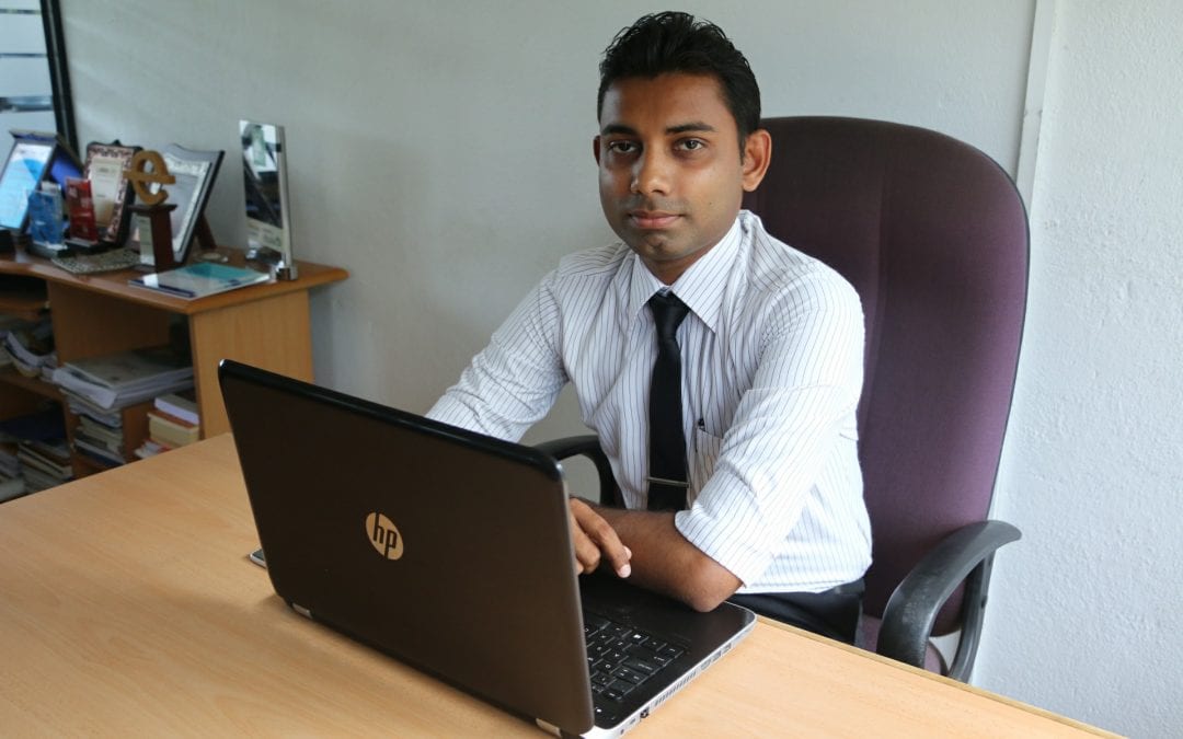 අද උදේ වරුවේ ඔෆිස්